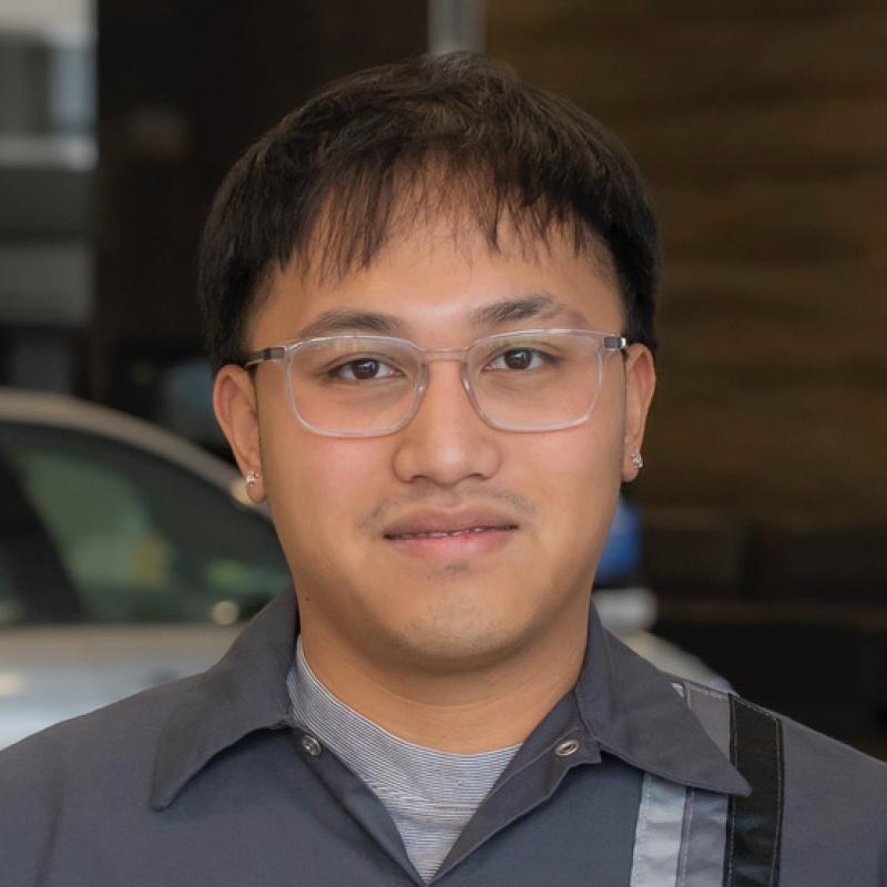 Photo of Yuri Abrera